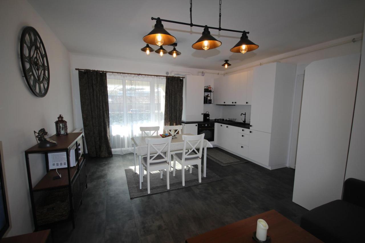 Apartment Francesca Mit Parkplatz Naehe Altstadt Сибиу Экстерьер фото