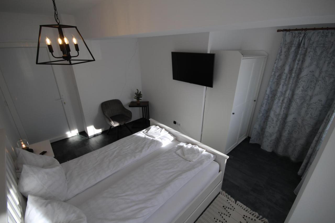 Apartment Francesca Mit Parkplatz Naehe Altstadt Сибиу Экстерьер фото